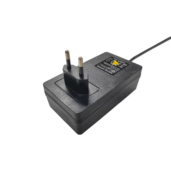 Adjustable Power Adapter: 100V–240V Input, Multi-Voltage 4A Output, 60W, Multiple Protections - Image 3